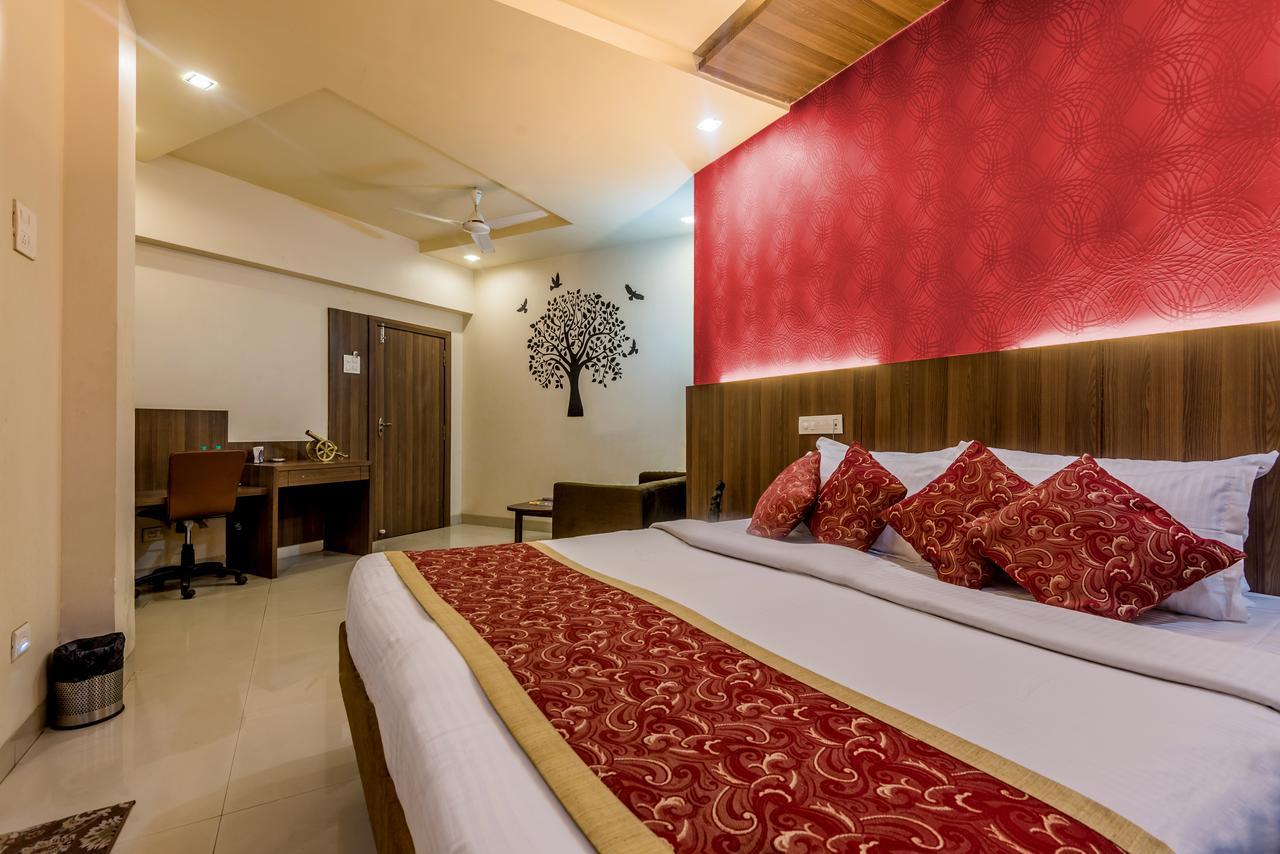 Hotel Panchratna Panvel Dış mekan fotoğraf