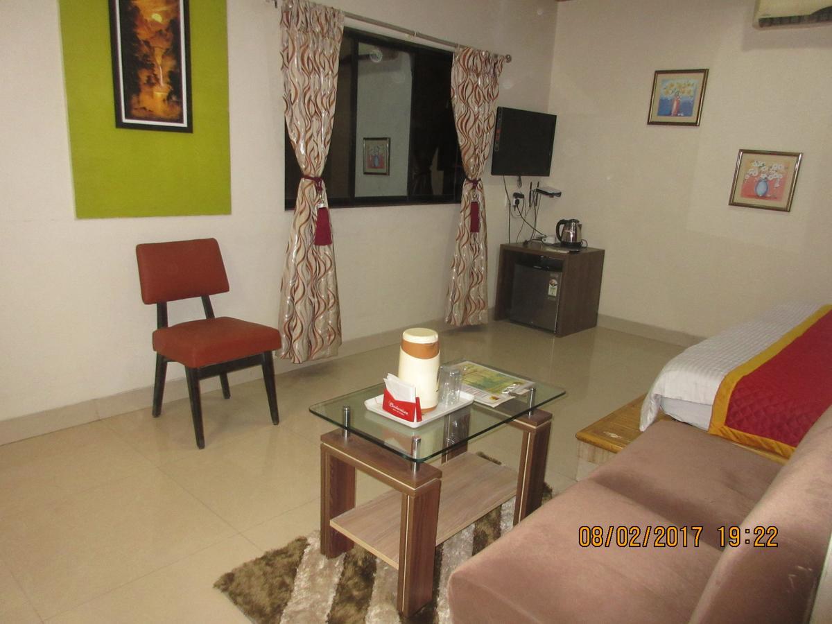 Hotel Panchratna Panvel Dış mekan fotoğraf