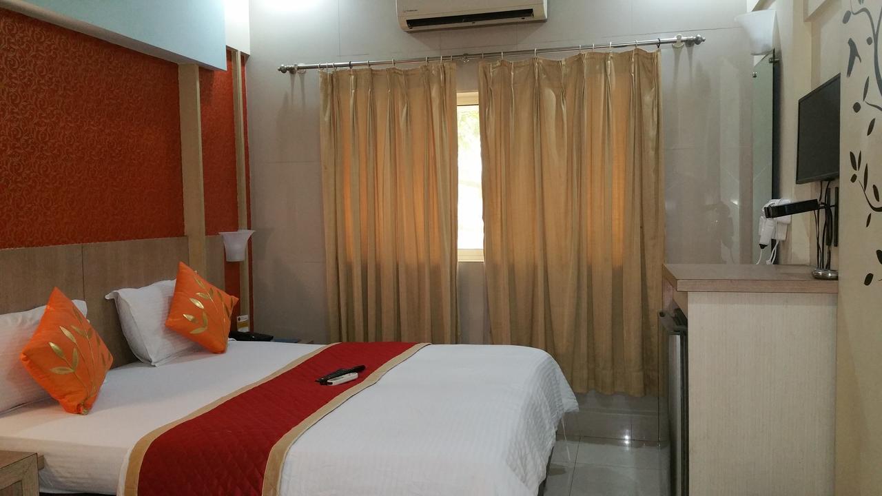 Hotel Panchratna Panvel Dış mekan fotoğraf